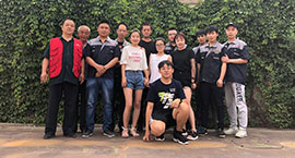 qy球友会制版-服务团队